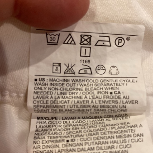 *4 for $20* Ankle length white jeans straight leg mid rise - Picture 9 of 9